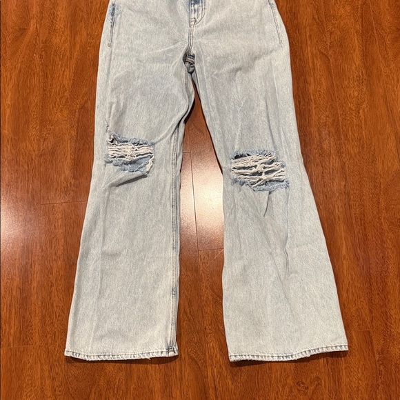 Zara Light Blue Flare Wide Leg Jeans with Distressed Details - Picture 3 of 5